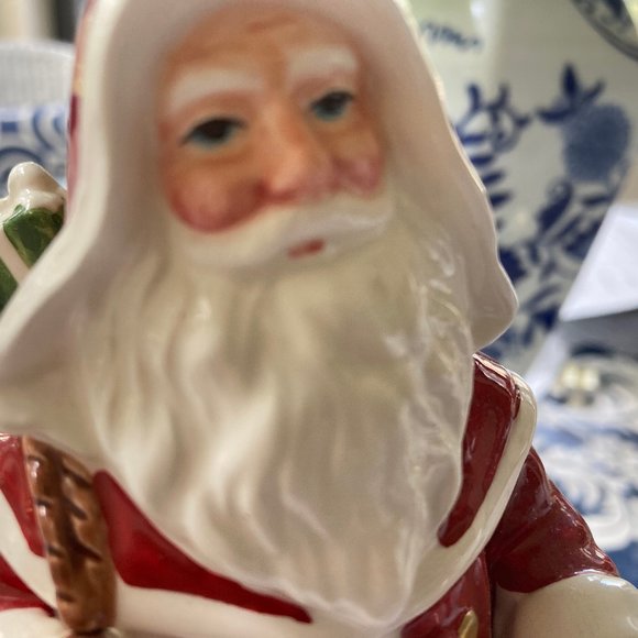 LEFTON MUSICAL SANTA VINTAGE PORCELAIN ROTATING SANTA FLAW - Picture 2 of 10